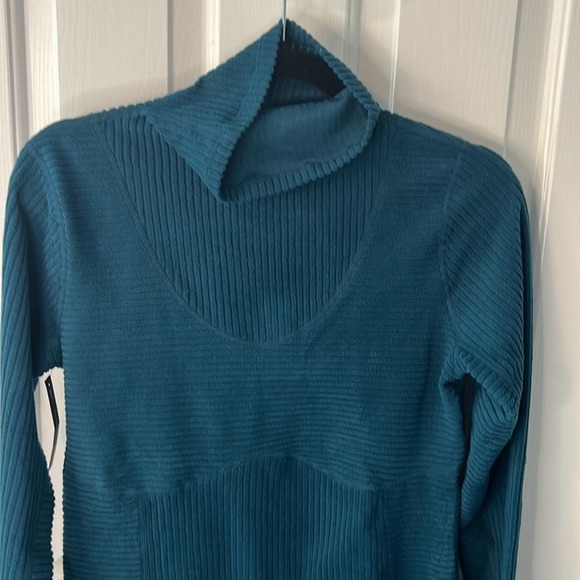 NWT Nike Pro Hyperwarm Velour Turtleneck Size - Medium - Picture 5 of 11